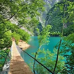 Riverside Komani