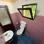 Hotel Riverside Komani Koman