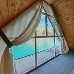 Riverside Komani Hotel Koman
