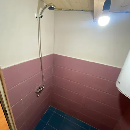 Riverside Komani Koman