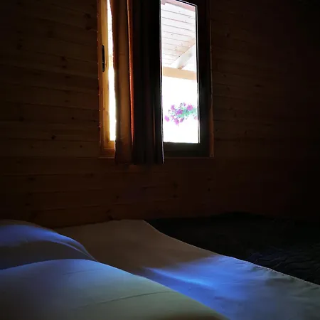 Riverside Komani Hostel Koman