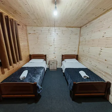 Hostel Riverside Komani