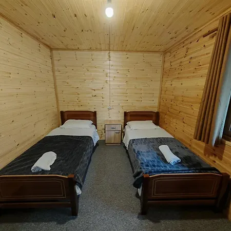 Riverside Komani * Koman