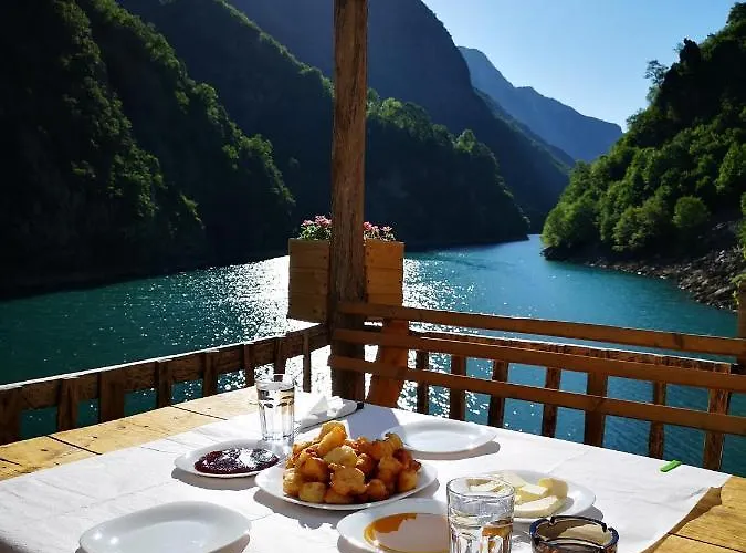 Hotel Riverside Komani