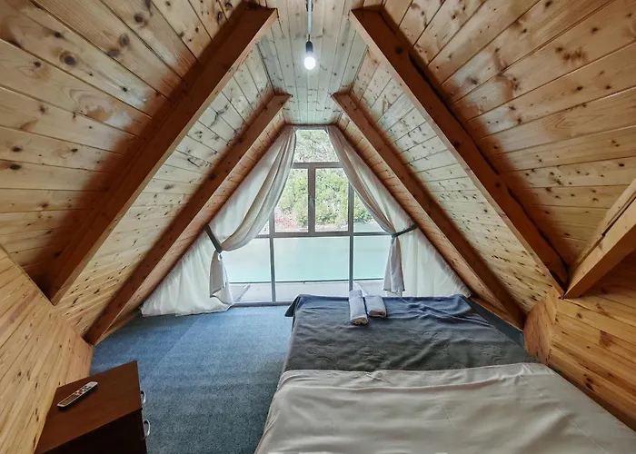 Hotell Riverside Komani *